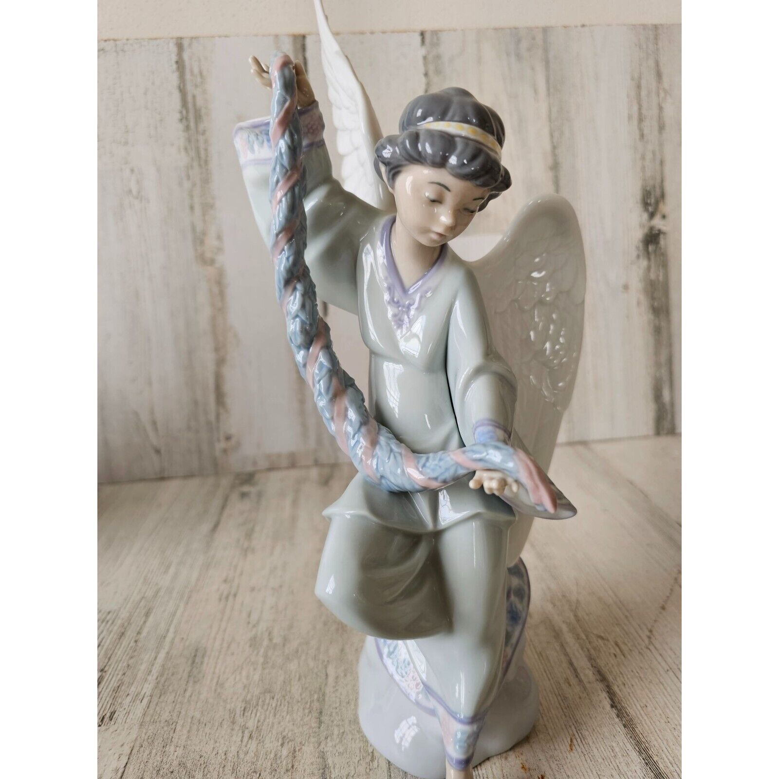 Lladro 6133 heavenly strings Angel Garland RARE cherub memorial figurine statue