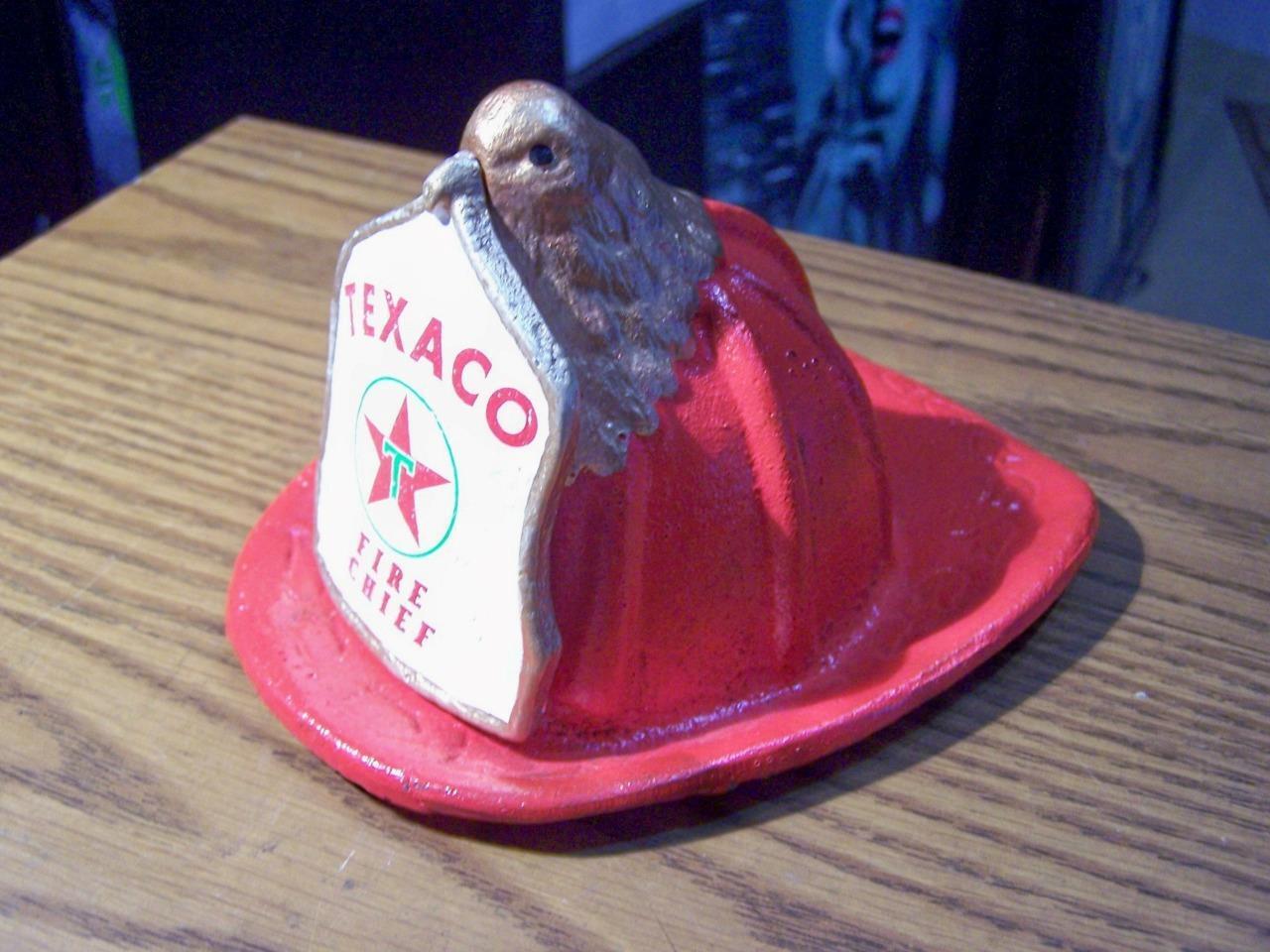 Vintage TEXACO FIRE CHIEF Fire Fighter's Helmet First Responders CAST Iron