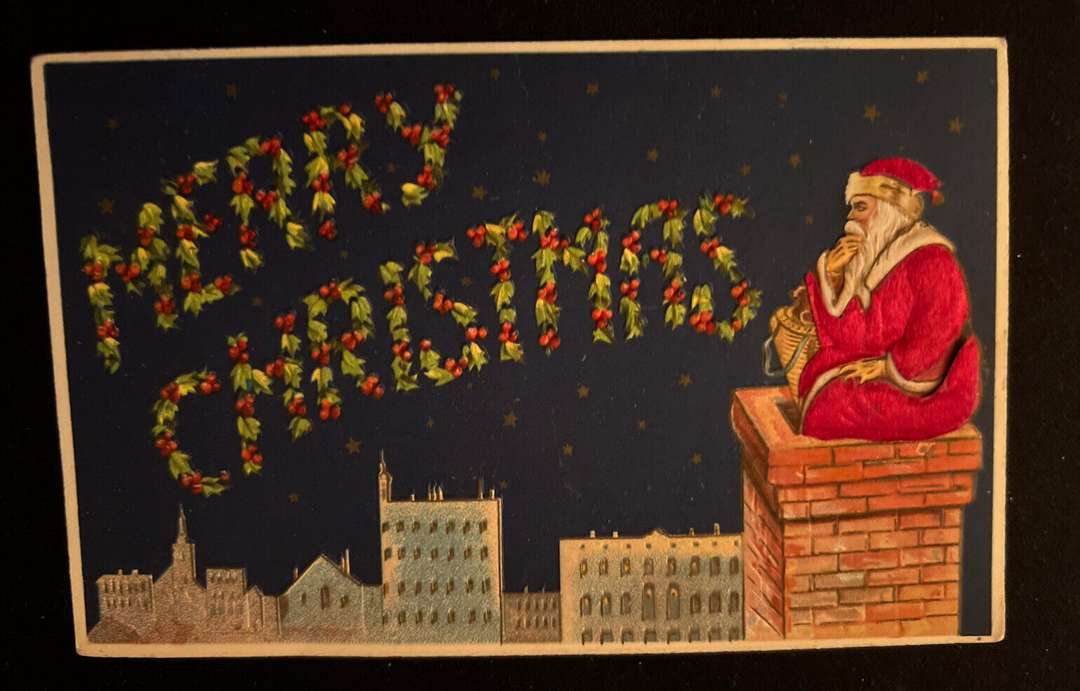 ~Silk Santa Claus on Chimney over City with Holly ~ Merry~Christmas Postcar~h911