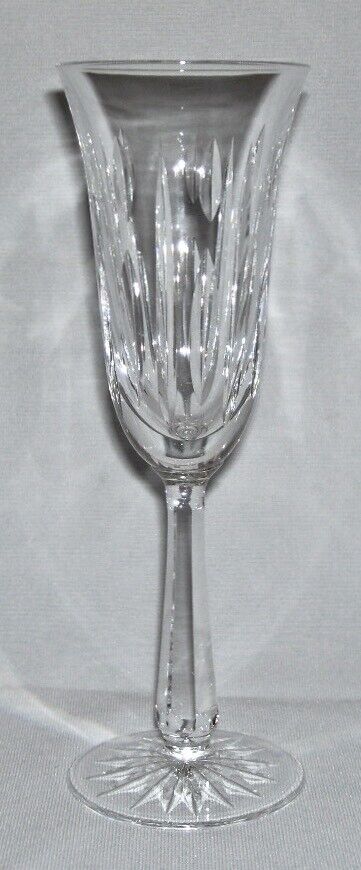 WATERFORD ~ Elegant Cut Crystal 5 Oz. FLUTED CHAMPAGNE GLASS (Roscrea) ~ Ireland
