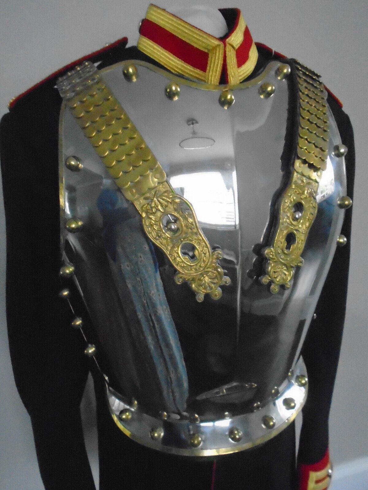 HOUSEHOLD CAVALRY CEREMONIAL CUIRASS WITH STRAPS BRITISH ARMY ISSUE