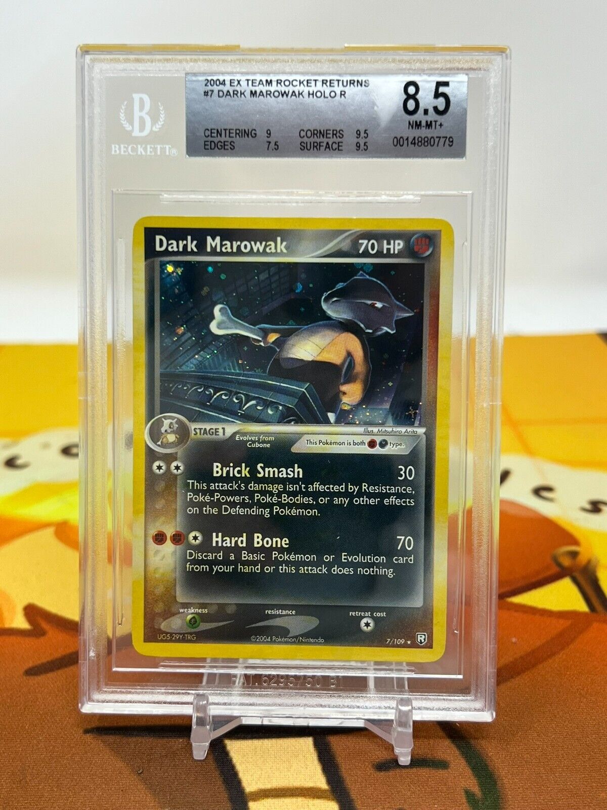 Pokemon TCG beckett graded 2004 team rocket returns dark marowak BGS   8.5