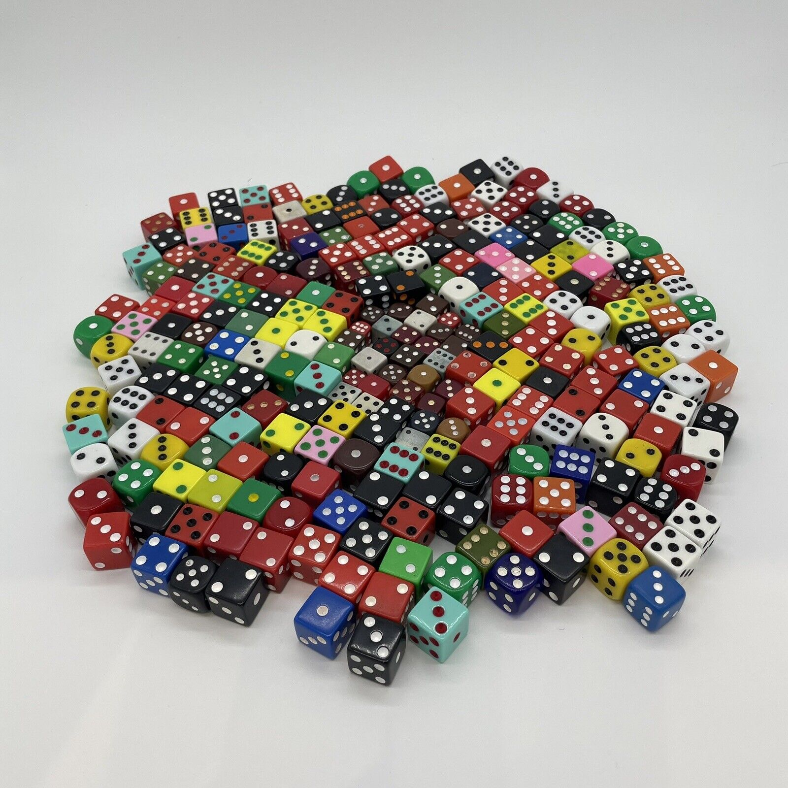 Large Lot of 250+ Dice - Various Colors and Sizes Some Vintage - Over 2 Pounds