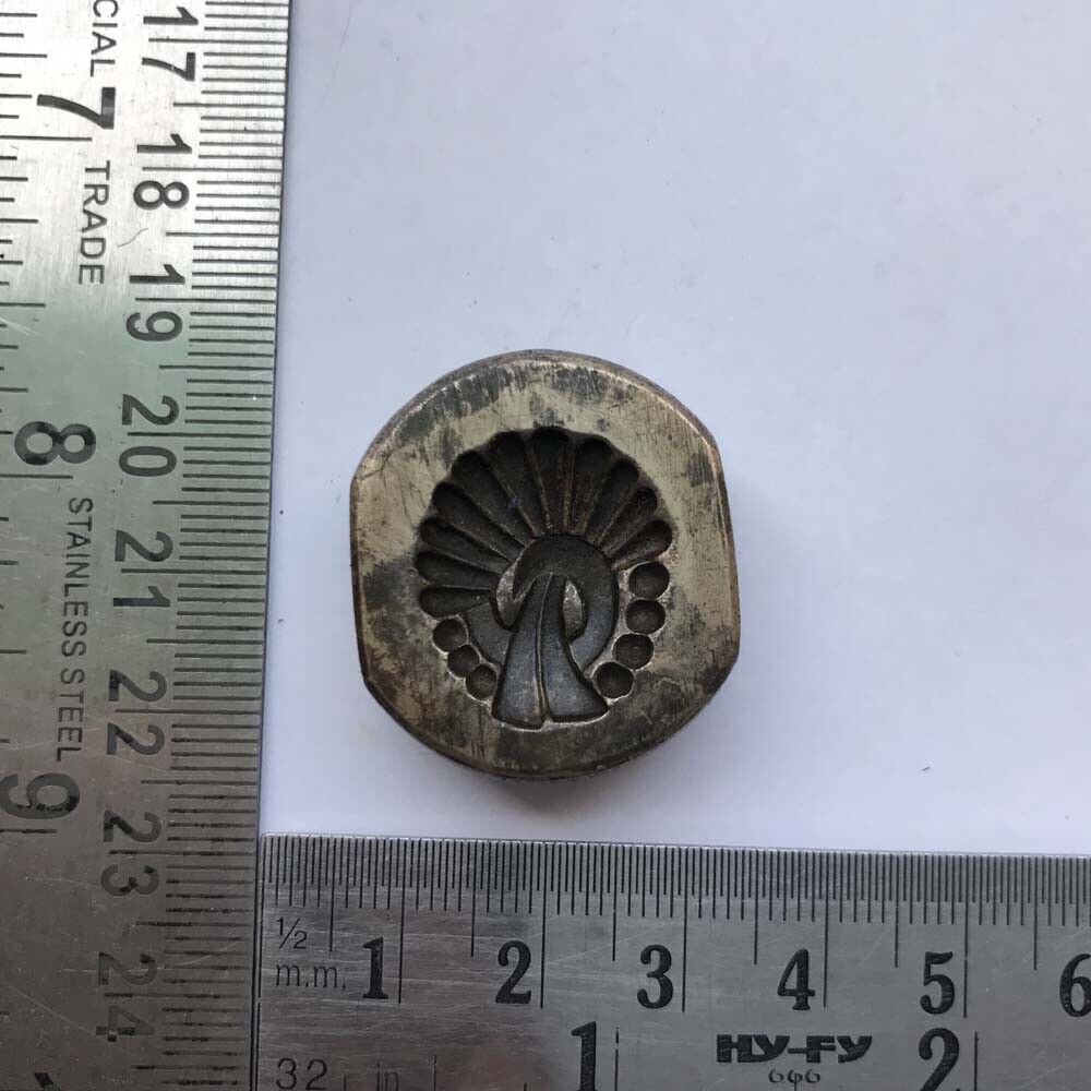 Antique or old bell metal bronze jewelry stamp die seal bird pattern