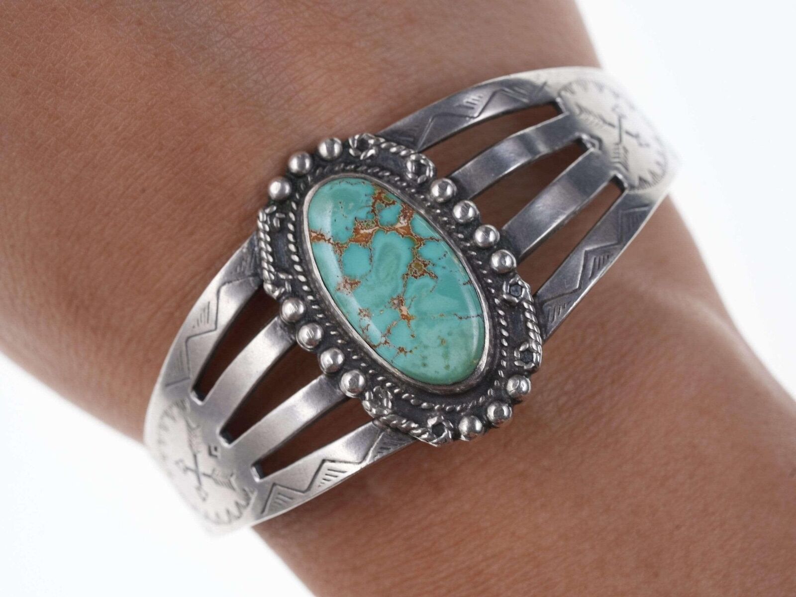 Vintage Fred Harvey era Native American Sterling/turquoise cuff bracelet d