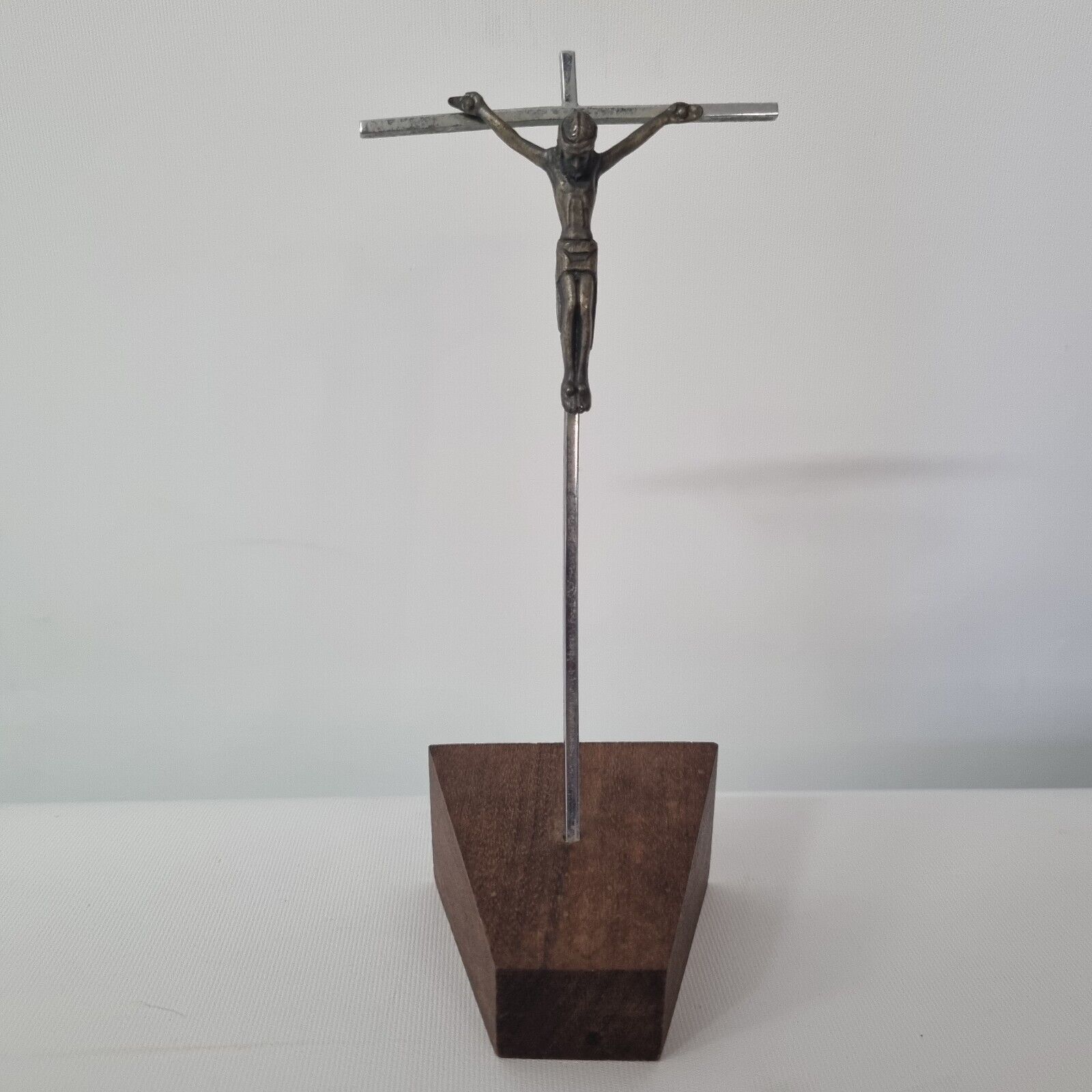 VTG Crucifix Wood Metal 6.5\