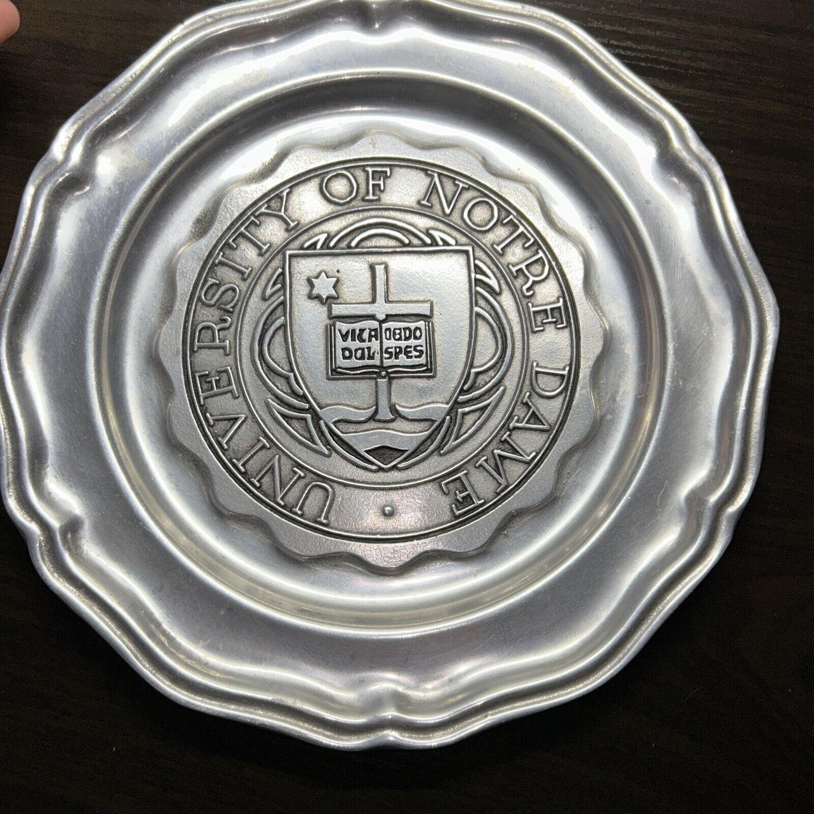 WILTON University of Notre Dame Plate Armatele Metal