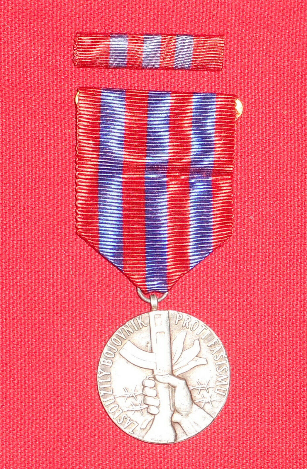 Vintage - WW2 Czechoslovakia - The Anti-Fascism Medal and Ribbon Bar 