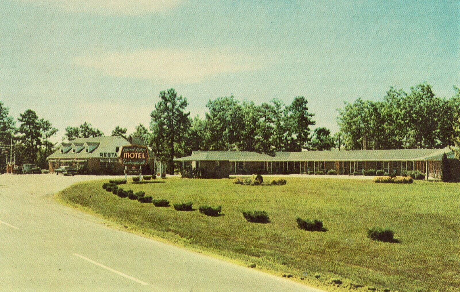 Laurel Lodge Motel & Restaurant - London, Kentucky Vintage Postcard