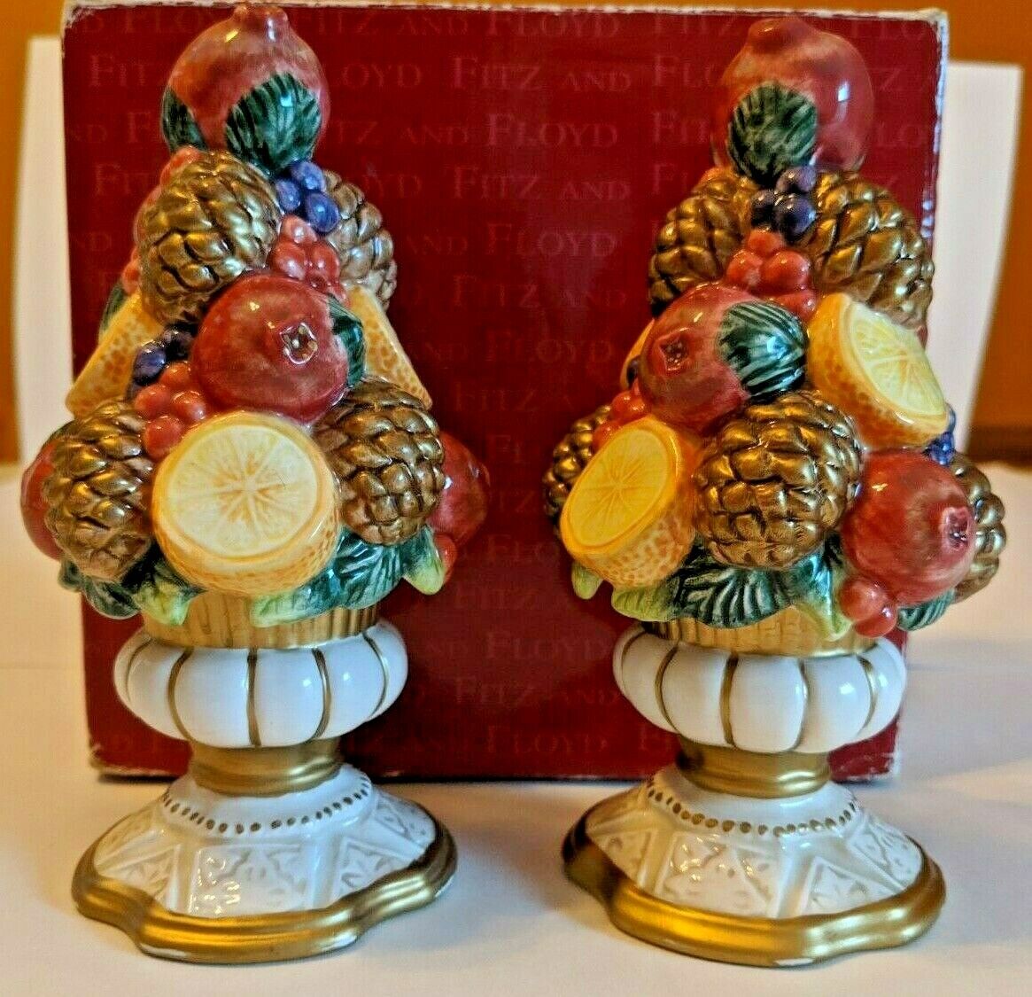 NIB Fitz and Floyd Winter Spice Holiday Salt & Pepper Fruit Topiary Shakers