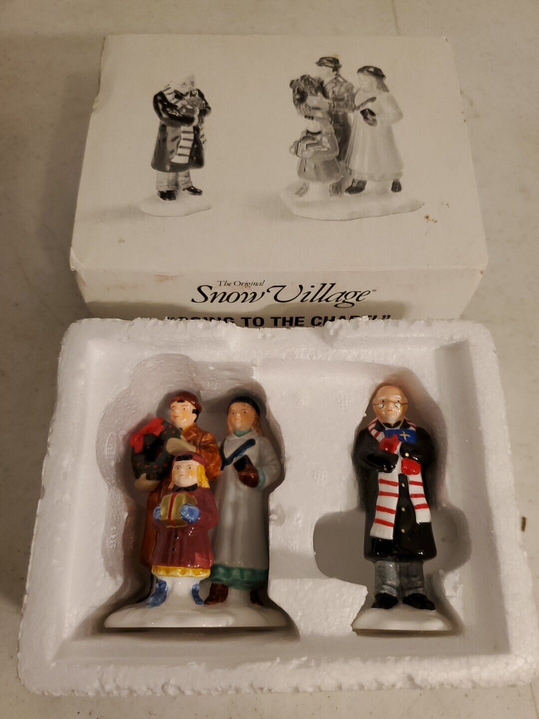 Dept 56 SNOW VILLAGE ~ GOING TO THE CHAPEL ~Set of 2~ #54763 ~ RETIRED 2001