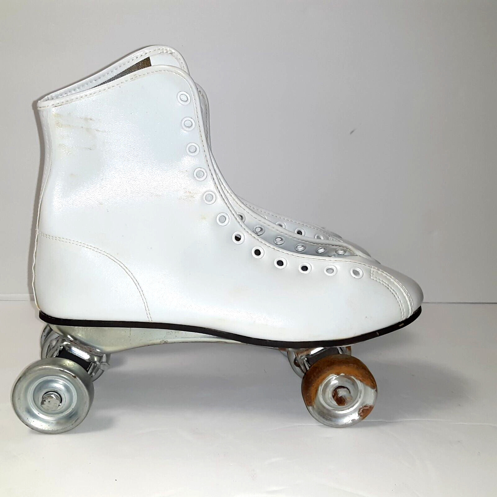 Vintage Street King Derby Roller Skates White Boxed Women\'s Size 8 NOS