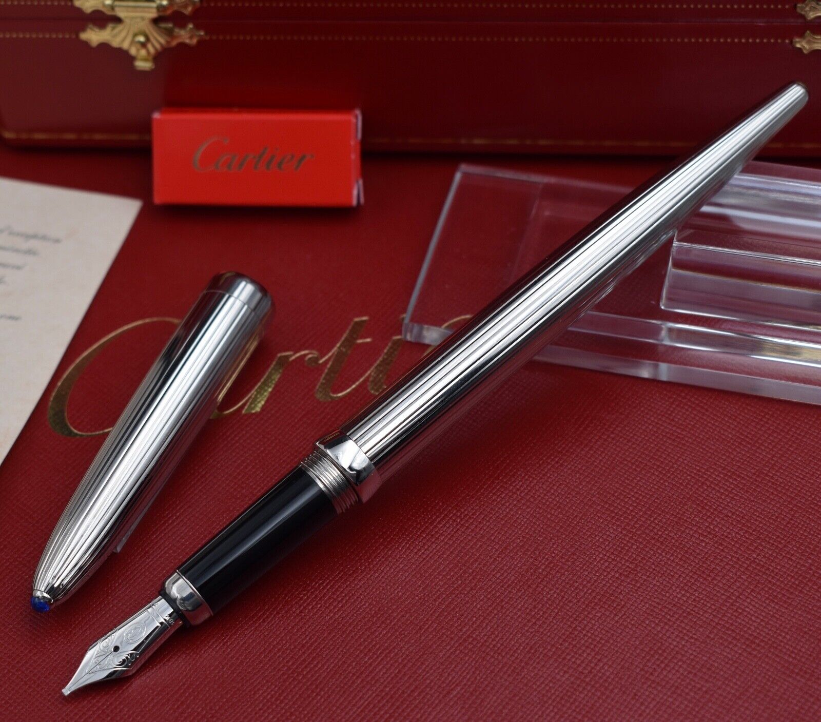 CARTIER Calligraphy Platinum Limited Edition 2000 Fountain Pen Ref. ST190006