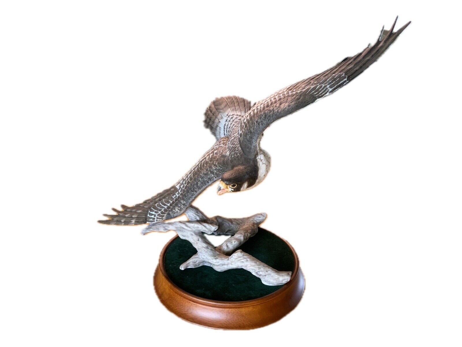 Franklin Mint ceramic osprey with wood base.
