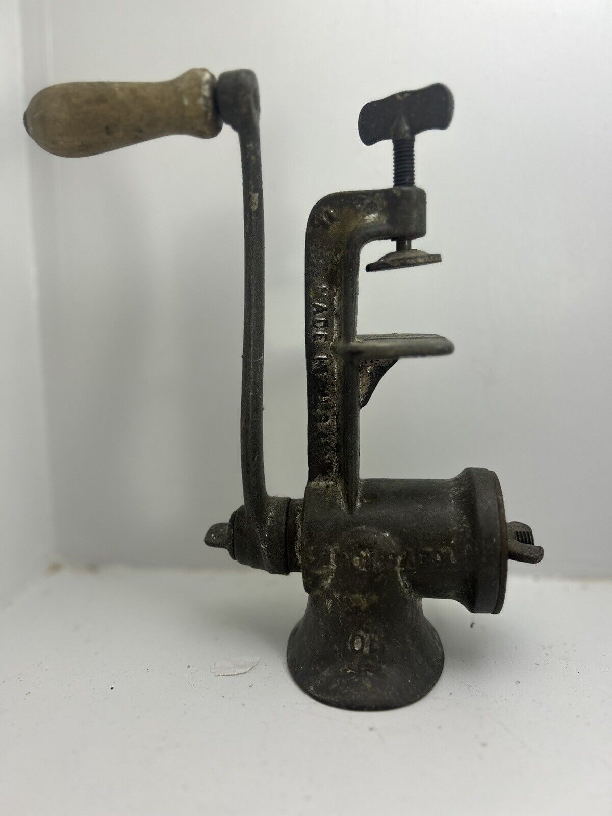 Vintage Keystone 10 Meat Grinder with 1 attachment