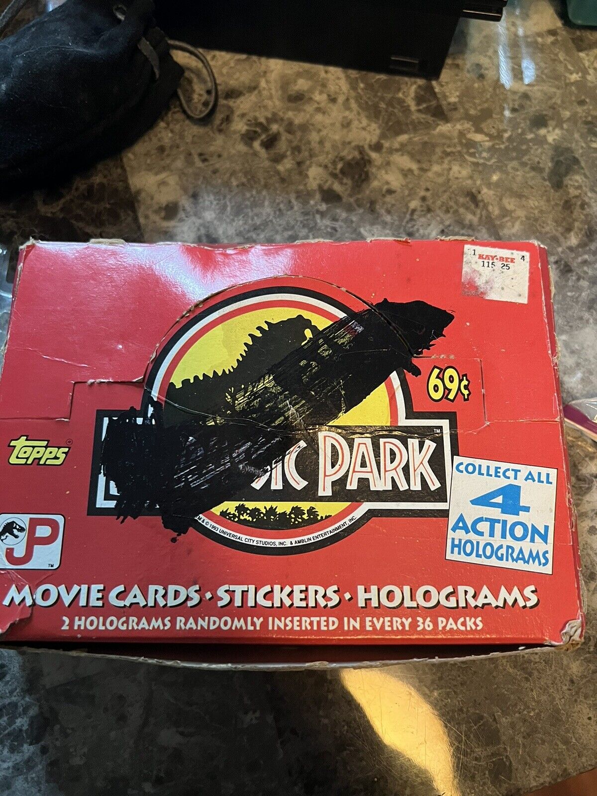 1992 Topps JURASSIC PARK Movie Cards  36 Ct. In Original Box Open packs