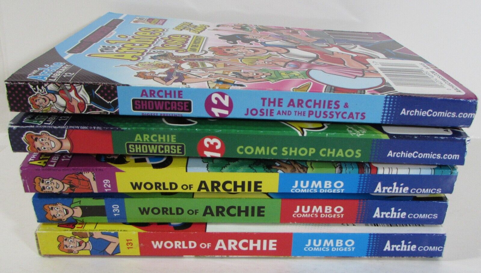Archie Digests Lot of 5 #World of 129, 130, 131, Showcase 12, 13 (2023) Comics