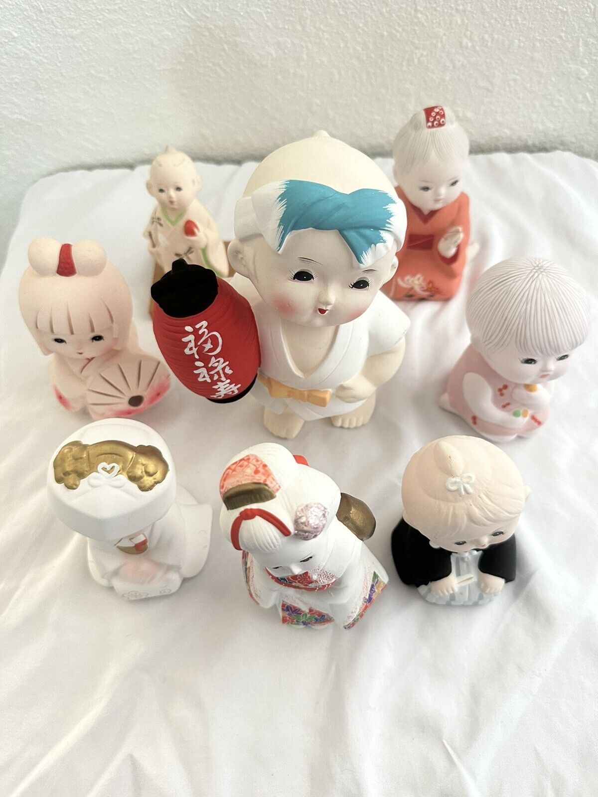 Lot Of 8 Japanese Ceramic Hakata Dolls. Statue, Figurine.