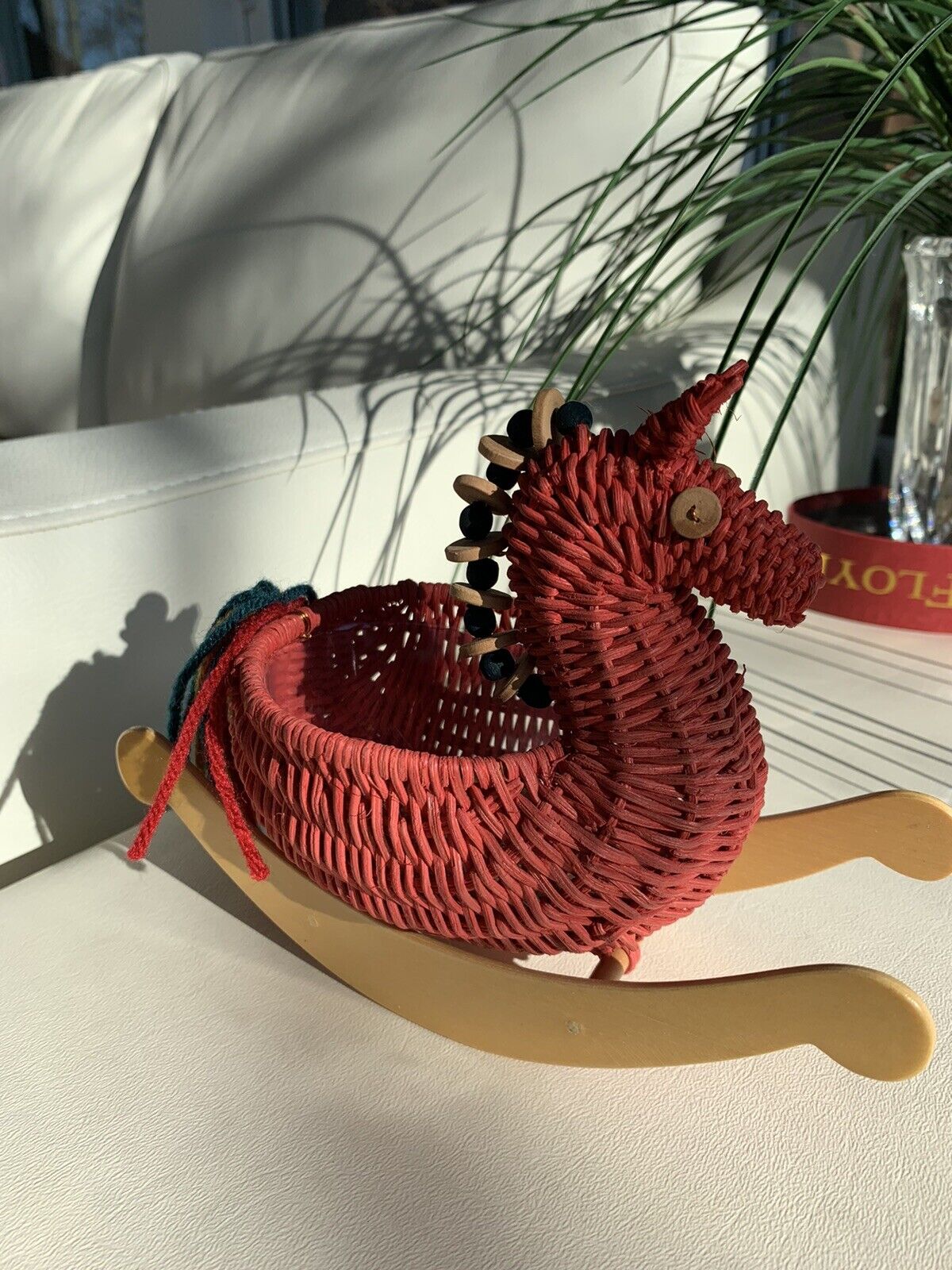 Avon Rocking Horse Weaved Basket Potpourri Candy Holder & liner planter