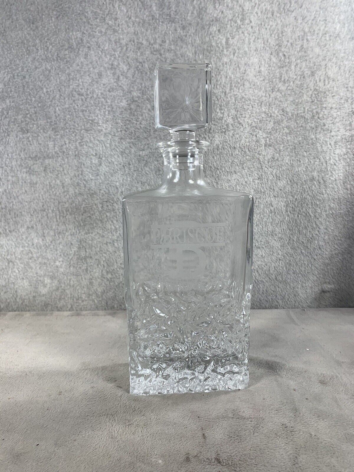 Crystal Whiskey Square Cut Glass Decanter w. Square Faceted Stopper
