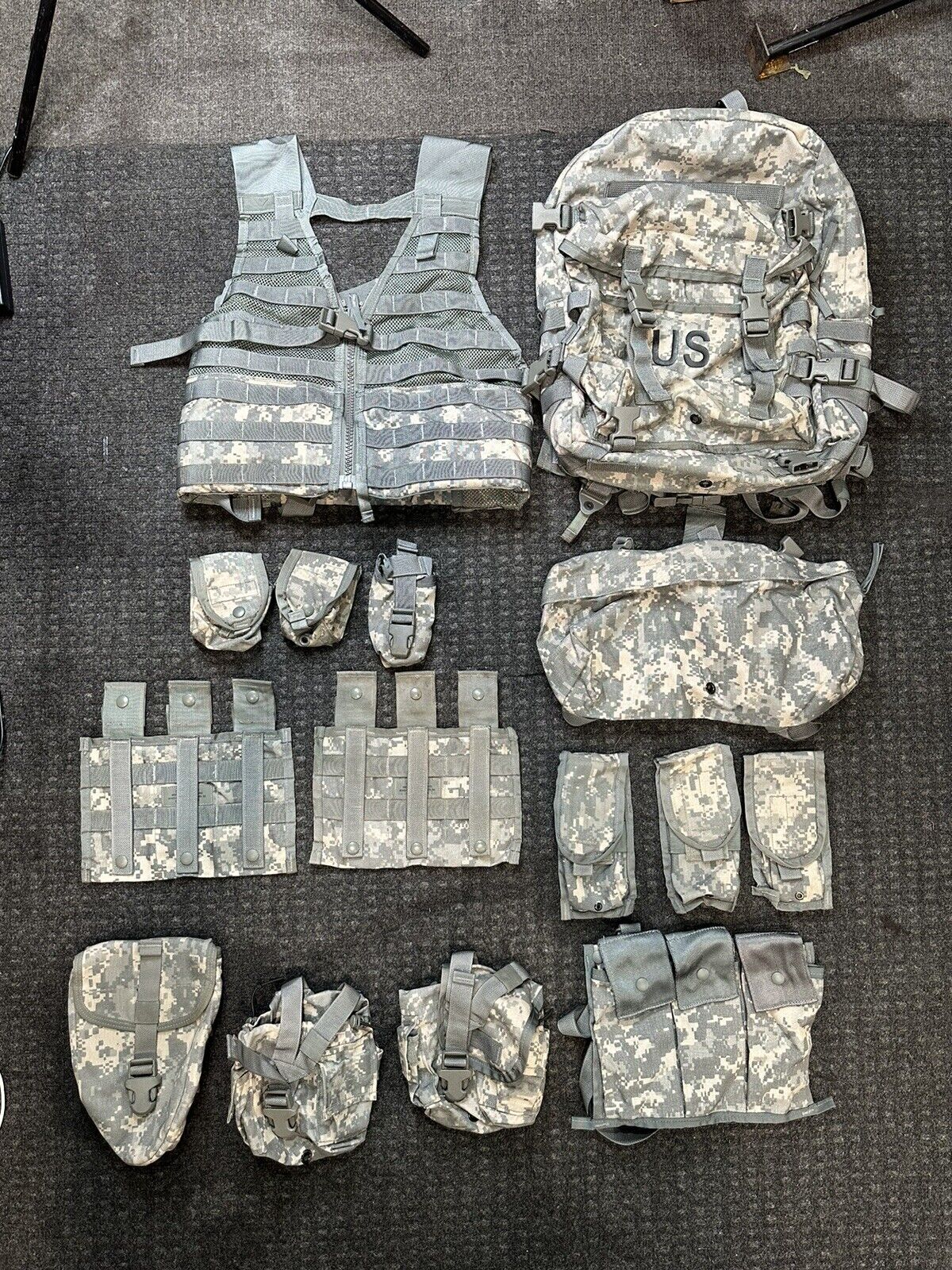 Complete US Army Rifleman Kit 15 Pieces Assault Pack, Vest, Waist Pack & More