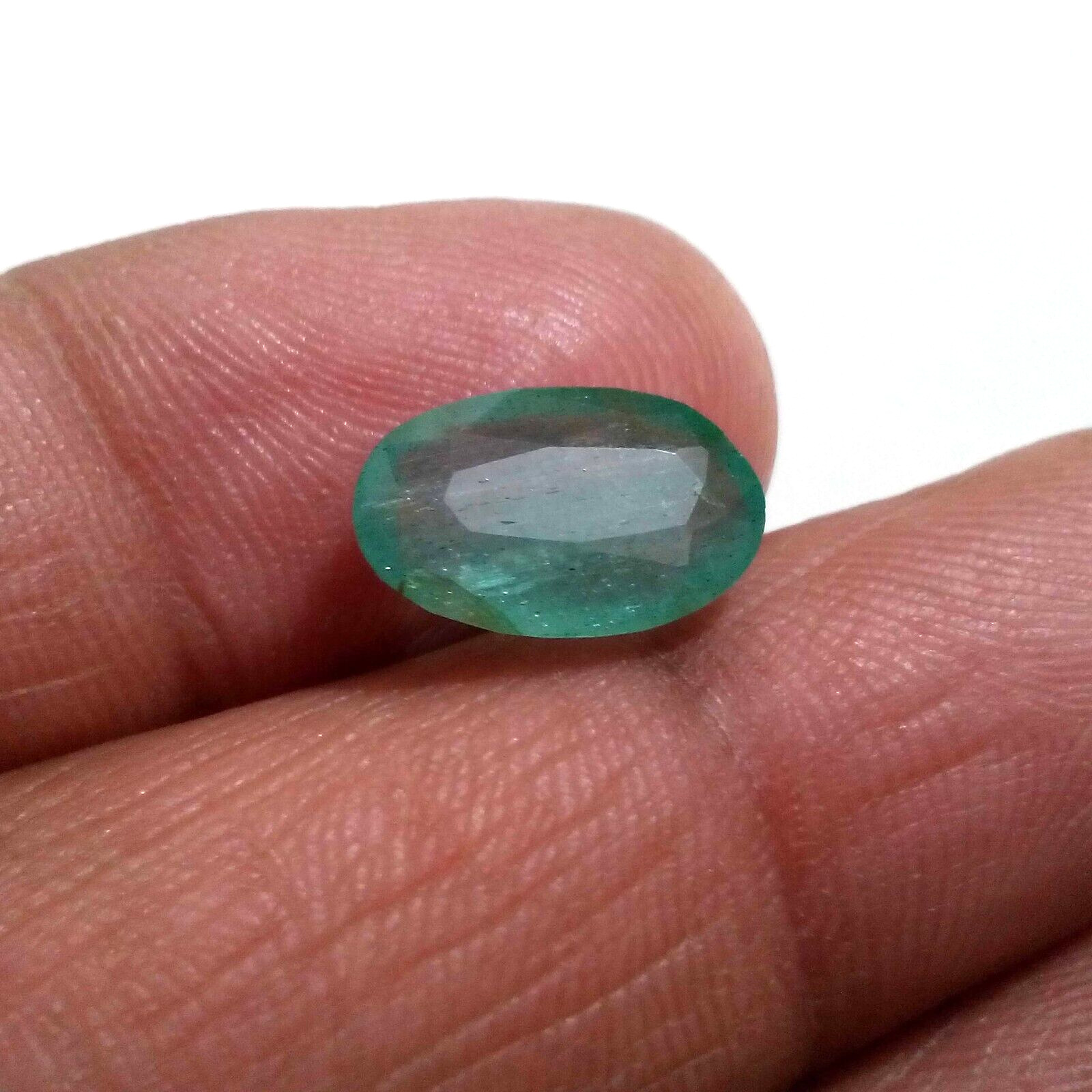 Ultimate Colombian Emerald Faceted Oval Shape 4 Crt Natural Green Loose Gemstone