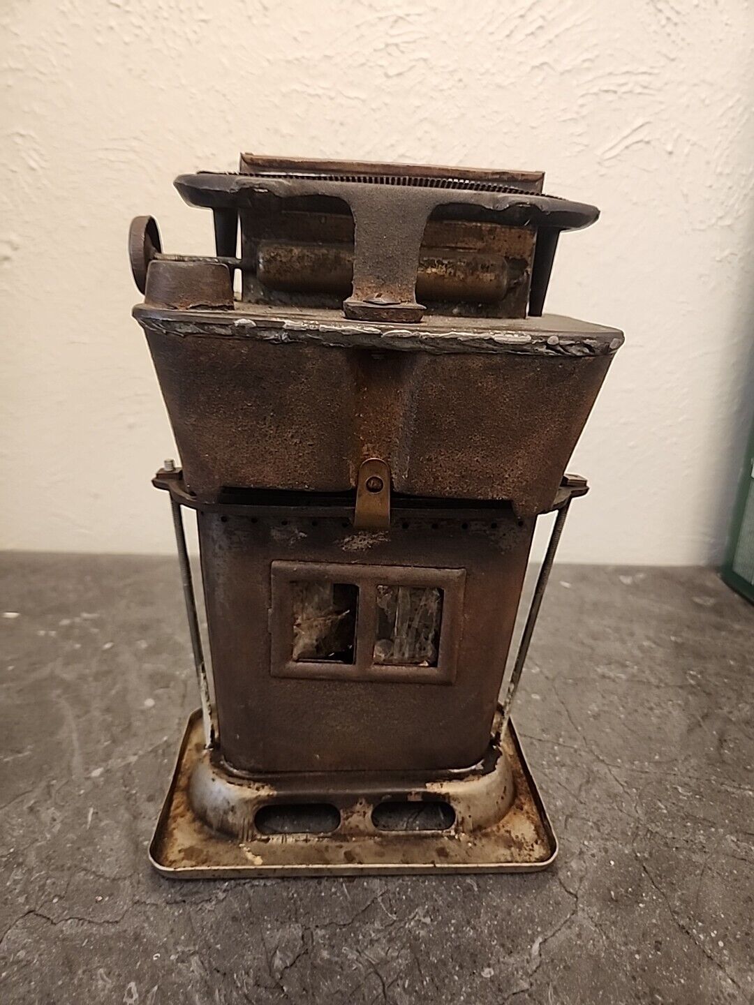 Antique Union American Kerosene Sad Iron Burner Heater Stove Gardner, Mass