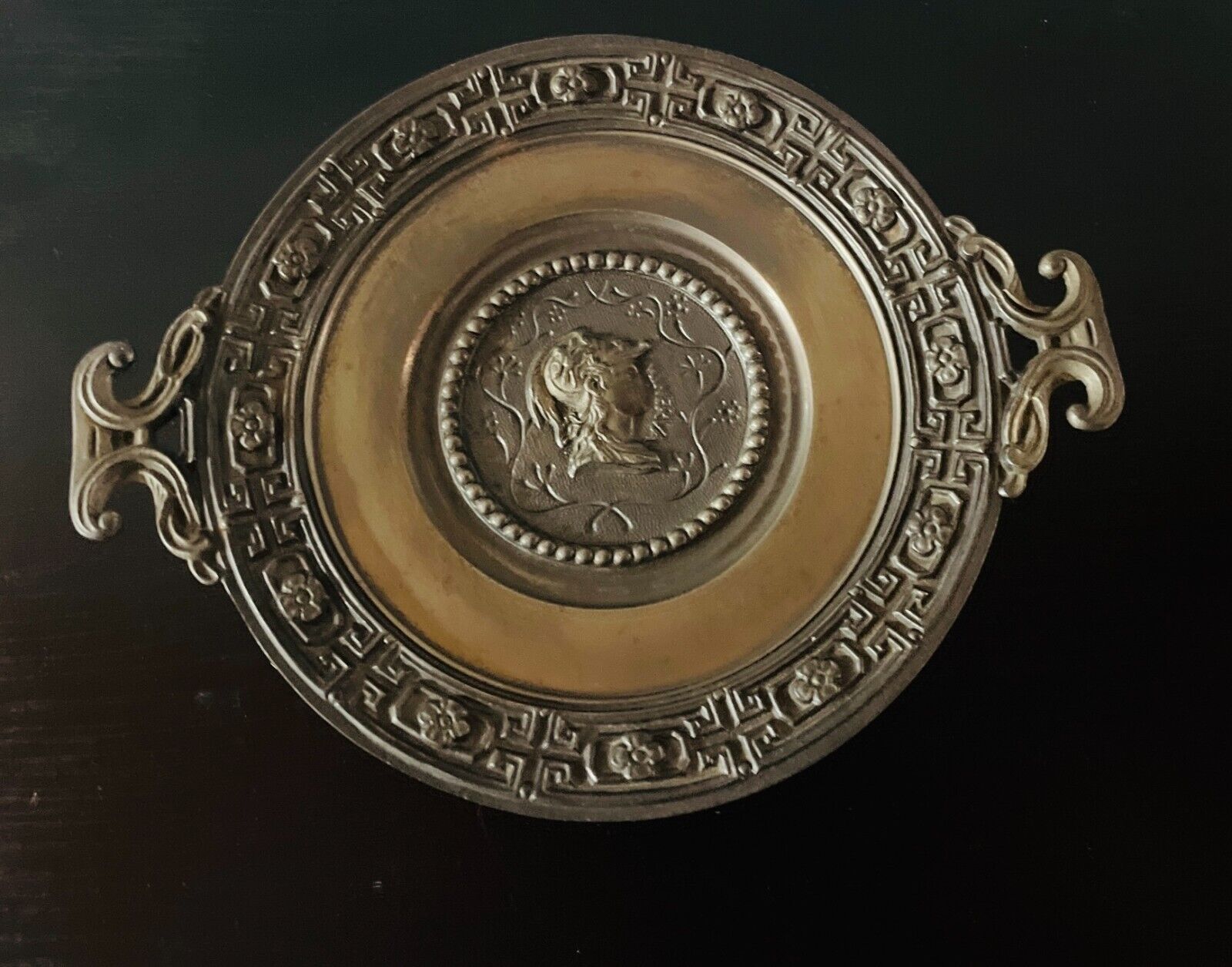 1585 Antique Bronze Roman Décor Plate, 2 handles and in relief: Goddess Minerva