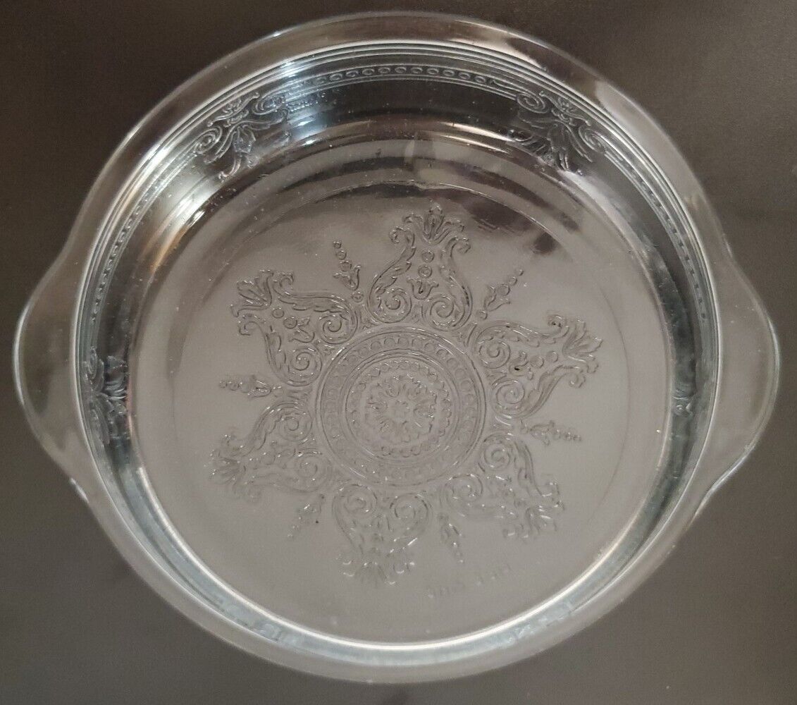 Vintage Fire King Clear Etched Glass Pie Baking Dish 9\