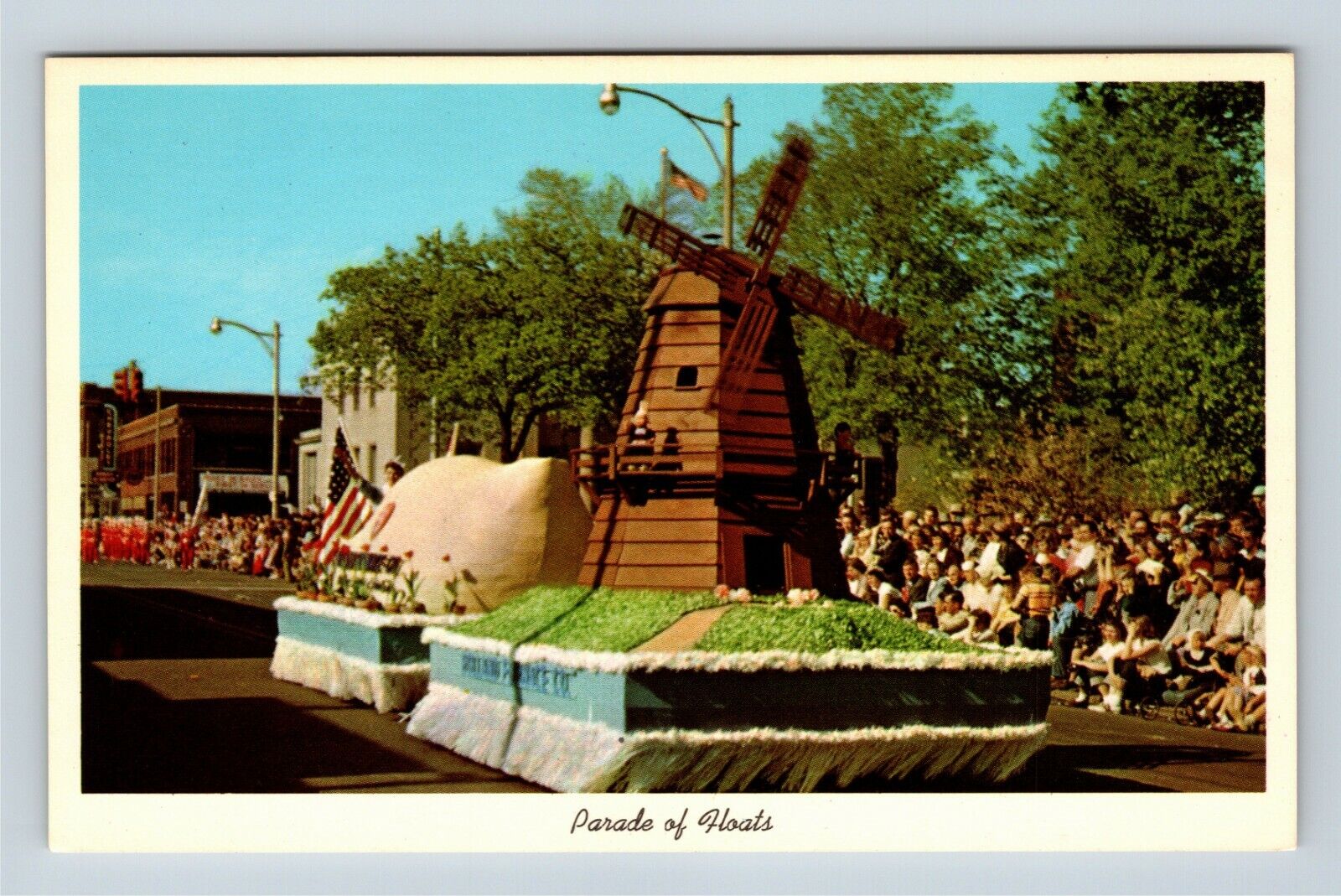 Holland MI, Parade Floats, Windmill Tulip Festival, Michigan Vintage Postcard