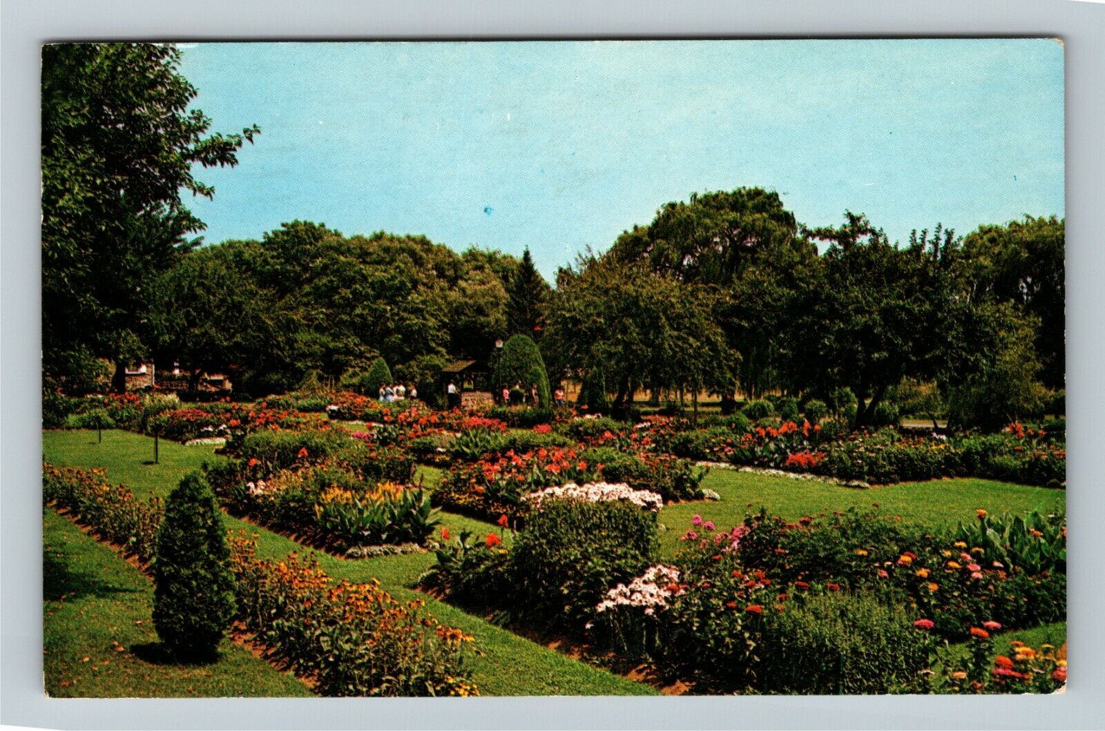 Allentown PA-Pennsylvania, Old Fashioned Gardens, c1965 Vintage Postcard