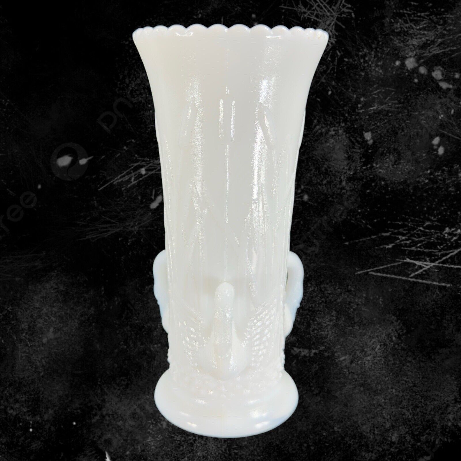 VTG Westmoreland Swan And Cat Tails Milk Glass Ornate Vase Vintage Glass Vase