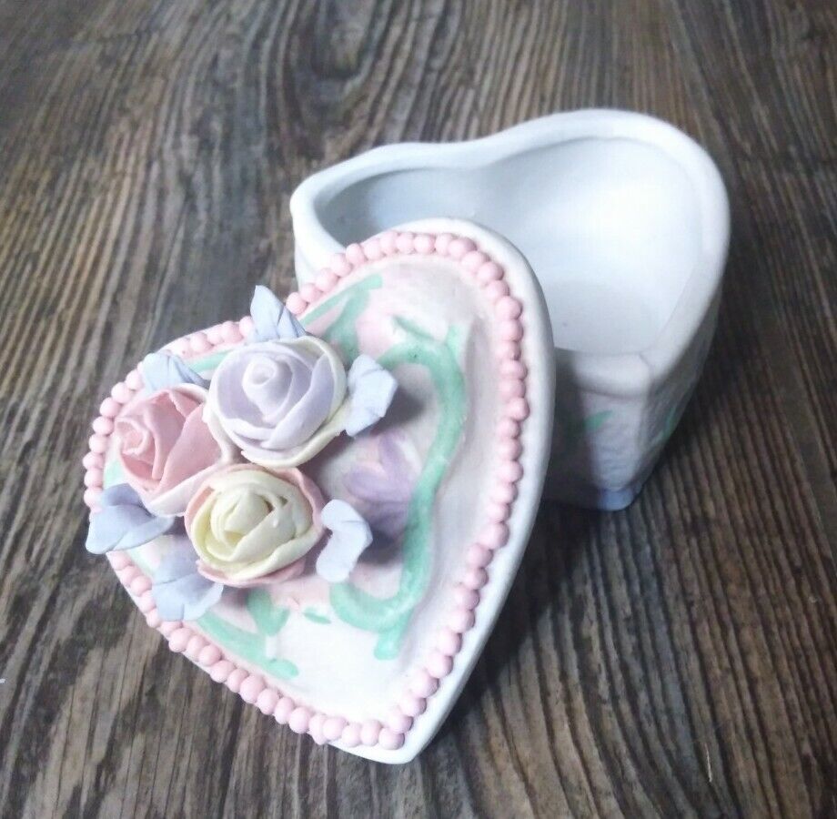 Heart Shaped Trinket Dish Jewelry Box Porcelain Ceramic Pastel Roses VTG Gift