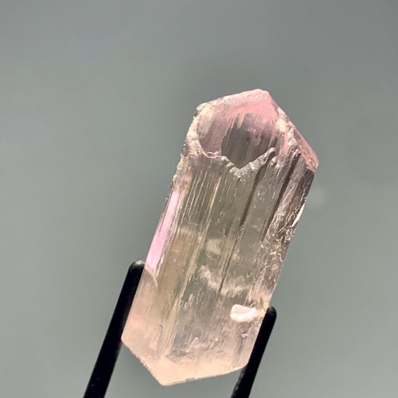 25.30 Cts Beautiful Clean Double Terminated Pink Kunzite from Afghanistan