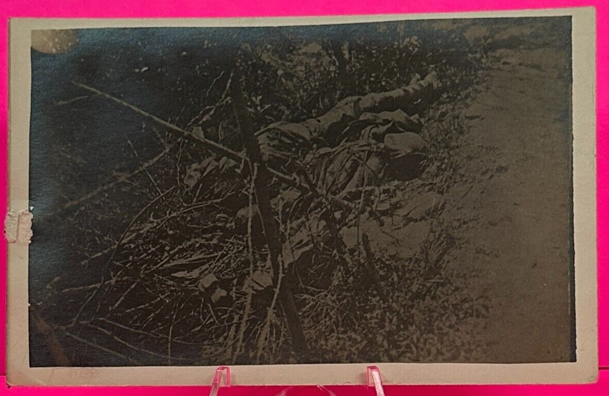 1800-1900s WW1? Photo Of Dead Bodies Next To Road  Post Card