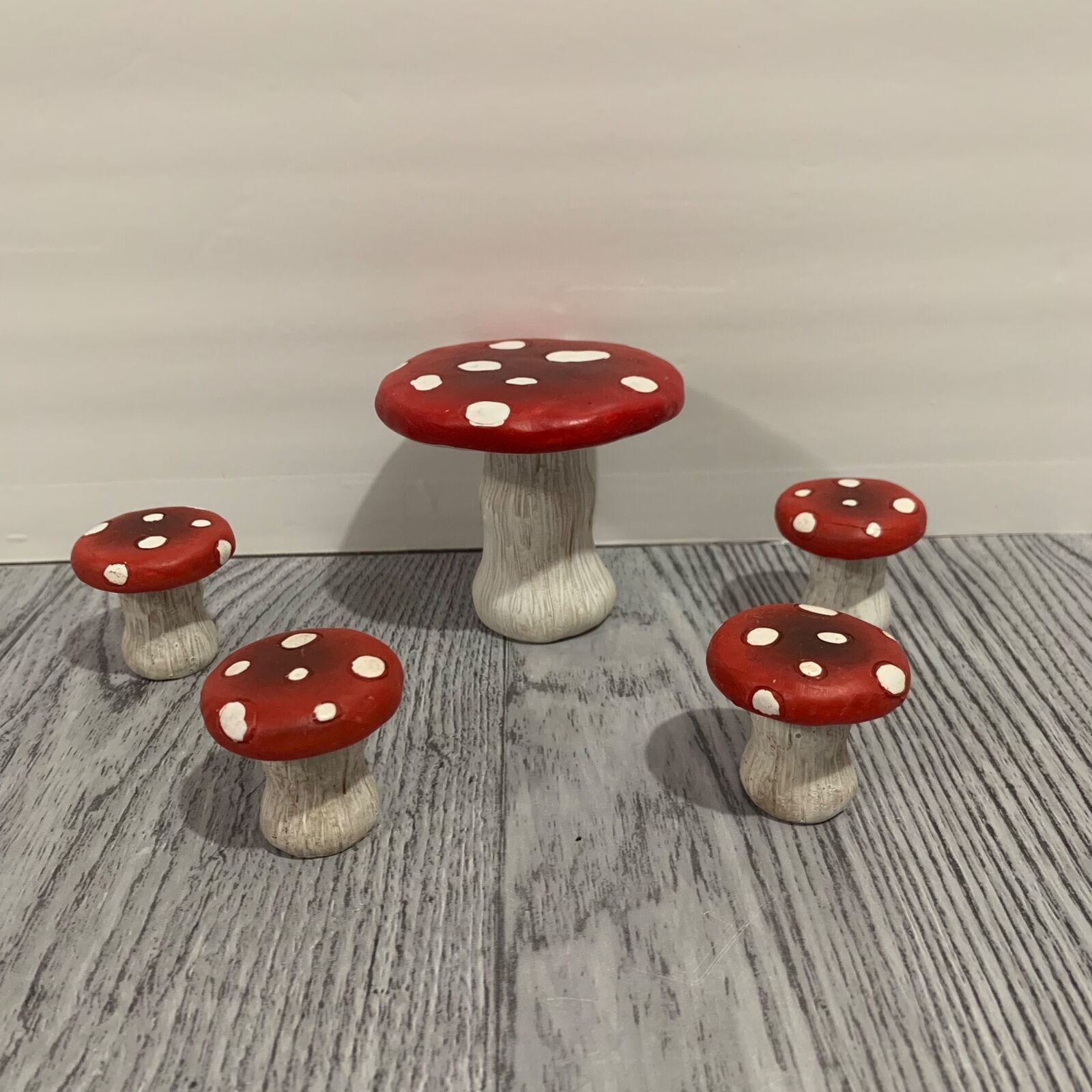 Mini Fairy Garden 5 Piece Mushroom Set