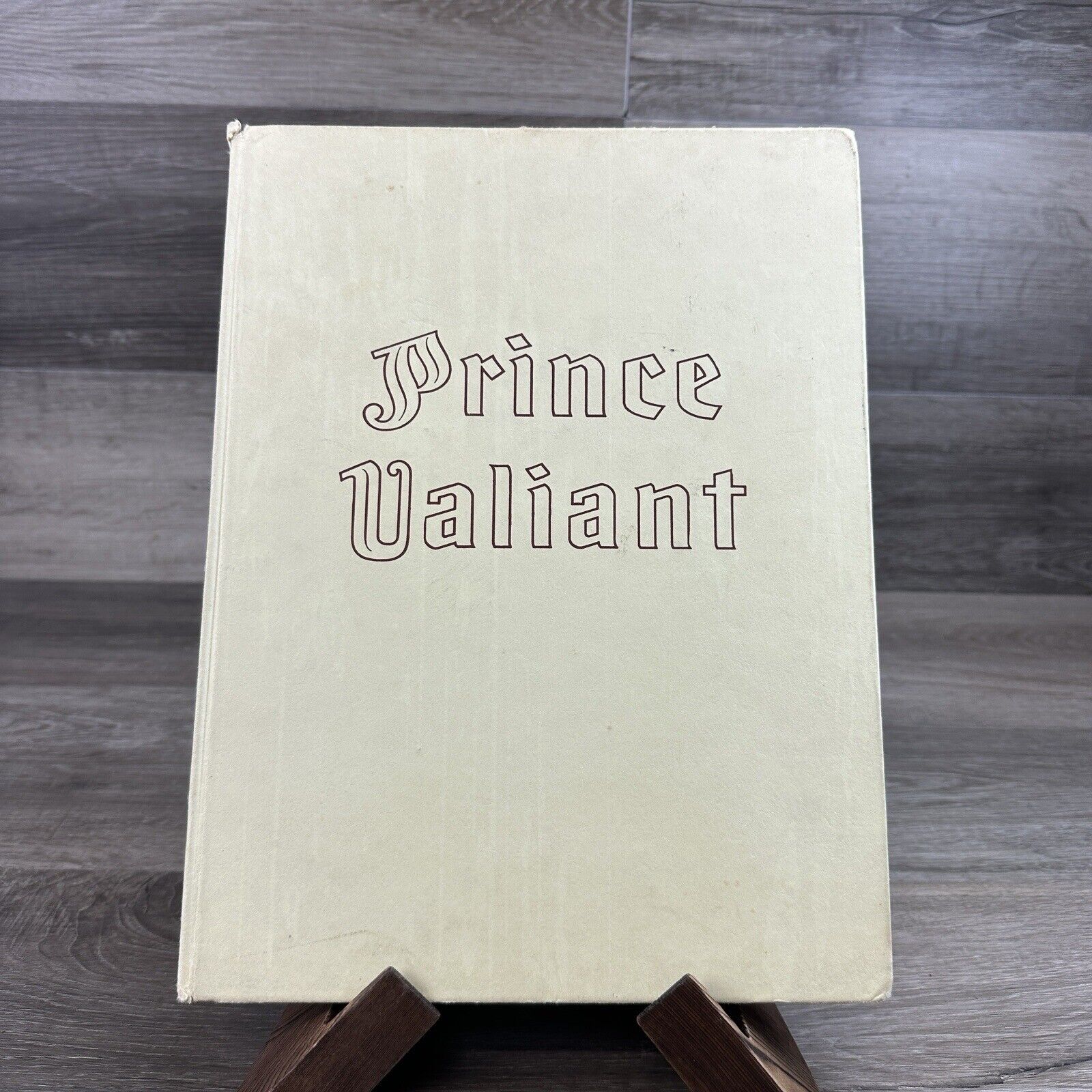 1975 Prince Valiant In the Days of King Arthur FOSTER Harold French Edition