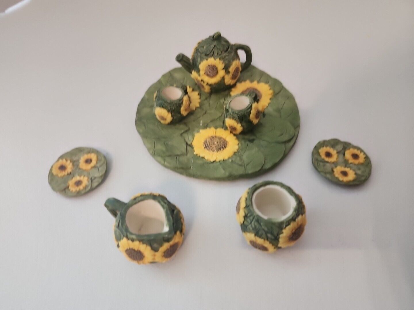 Miniature Bee Tea Party Set Vintage~1995 Resin Sunflowers 9pc