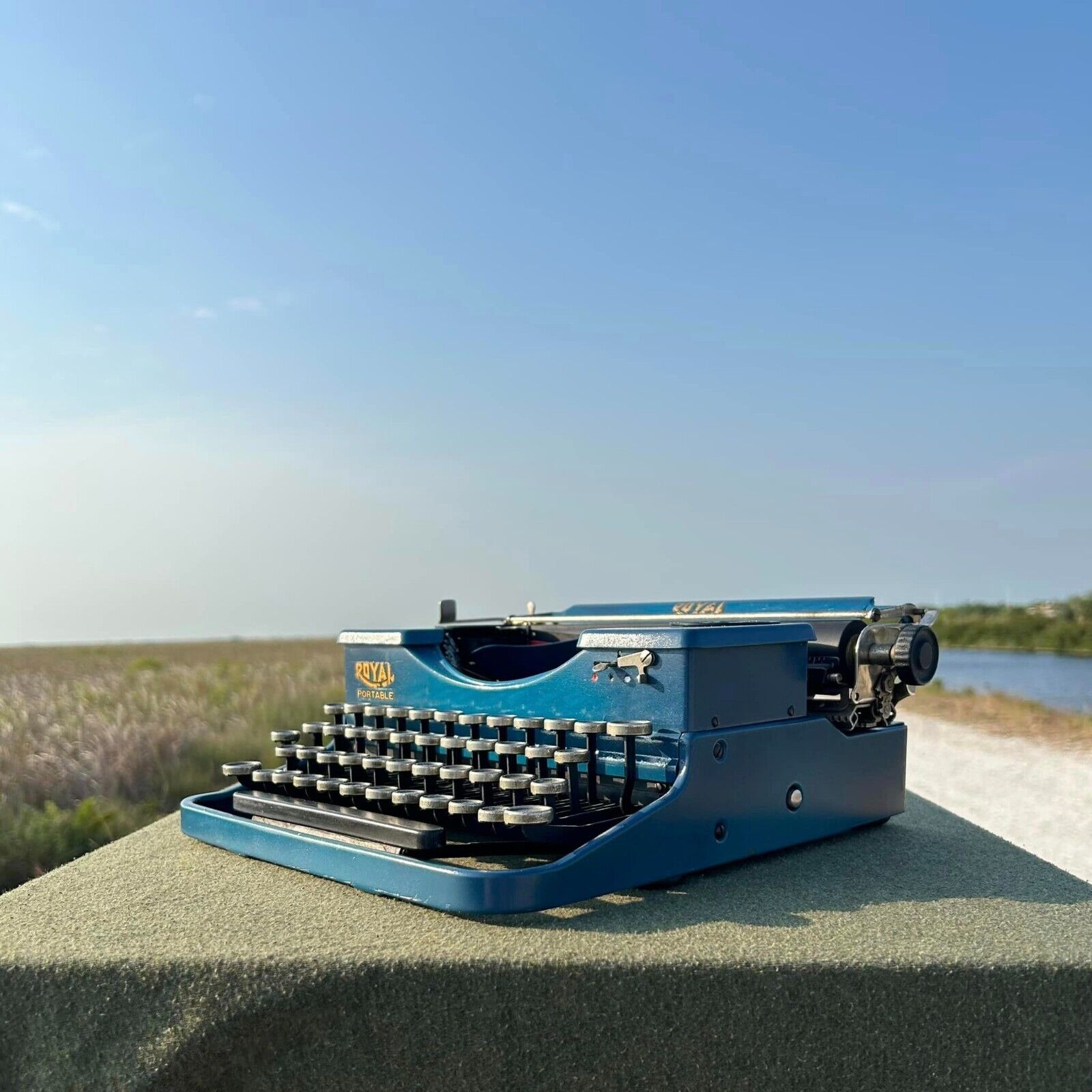 Vintage 1928 Blue Royal Model P Portable Typewriter WORKS WITH NEW RIBBON
