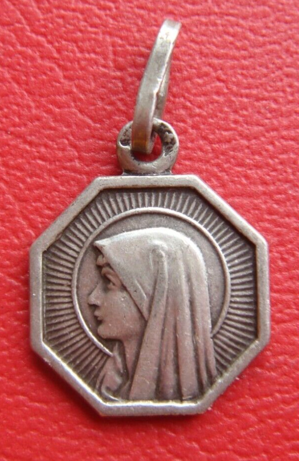 ANTIQUE VIRGIN MARY LADY OF LOURDES STERLING SILVER TINY HOLY MEDAL PENDANT