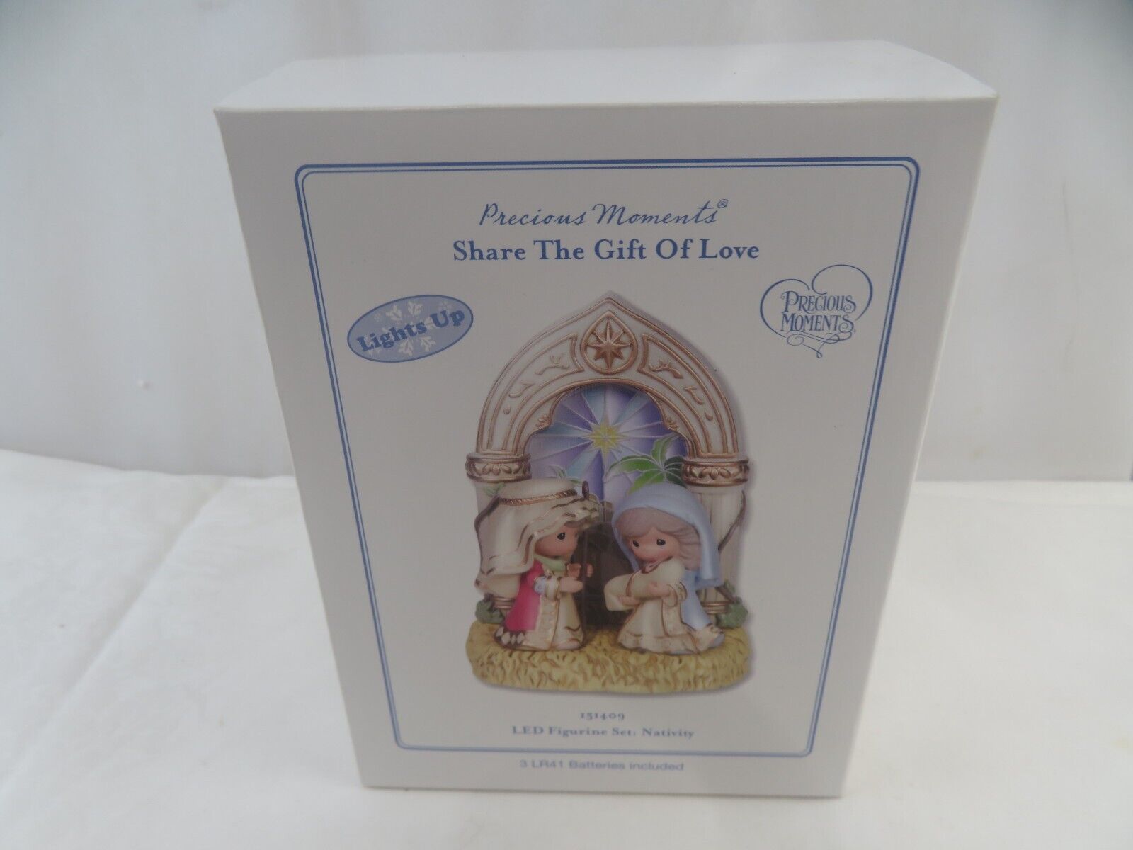 Precious Moments 151409 LED Nativity Set Share The Gift Of Love Figure Figurine