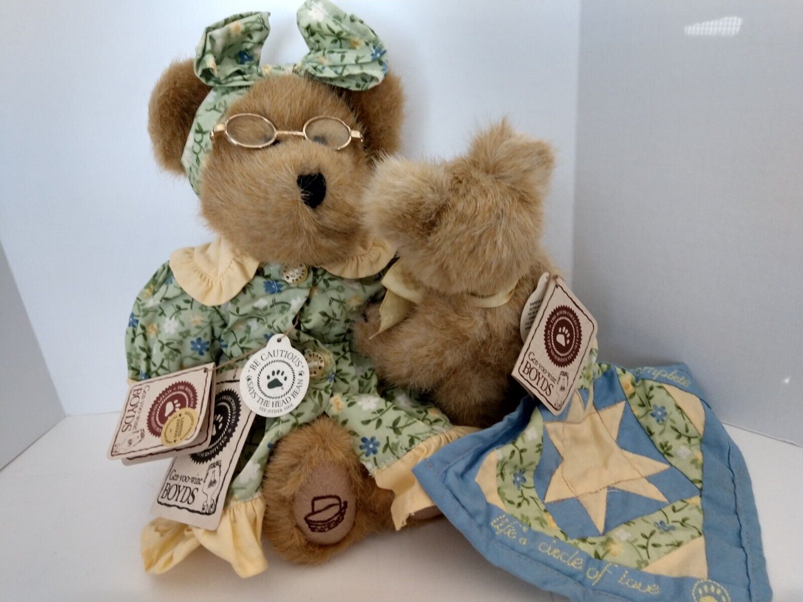 Longaberger Boyd's Bear Grammy Quiltsbeary w/Patches Never Displayed