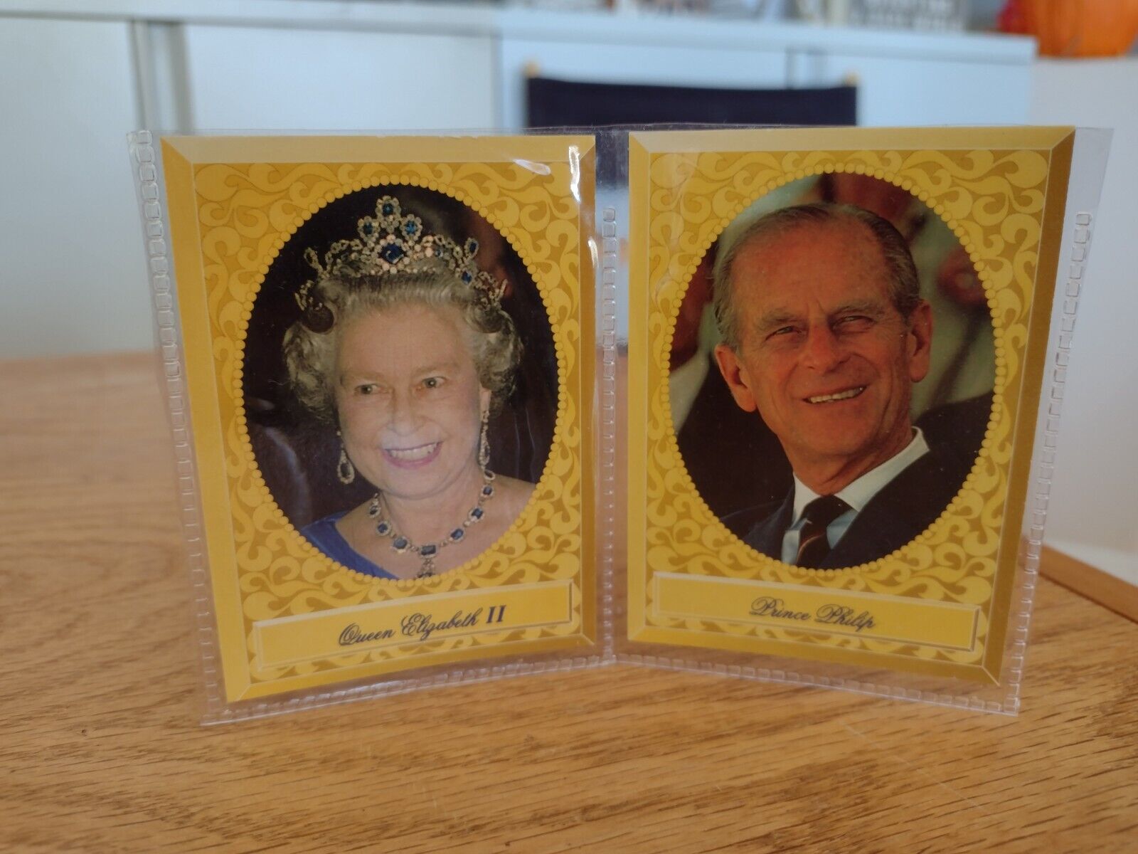 Queen Elizabeth II and Prince Philip 1993 Press Pass Collectors Cards #92 & #93