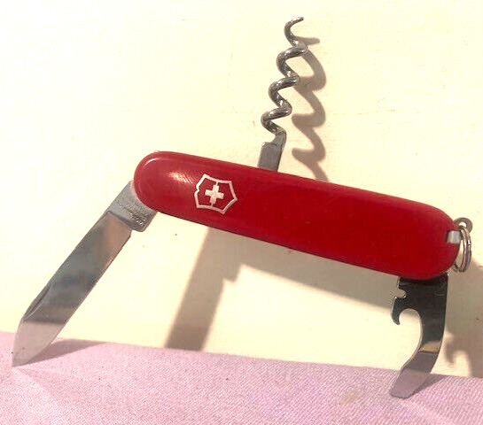 Victorinox Waiter Swiss Army Red 84MM Multi-Tools Knife -- Excellent Condition