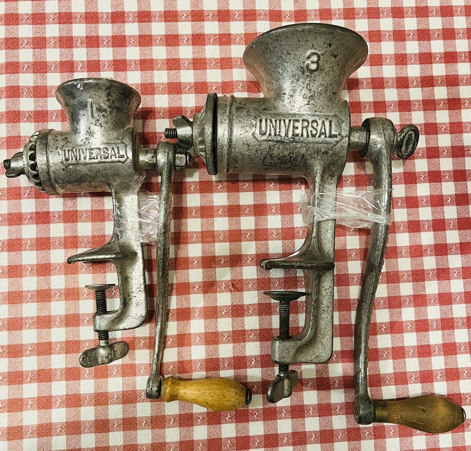 Vintage Universal Food / Meat Chopper Grinder No 1 and 3 LF& C New Britain Conn