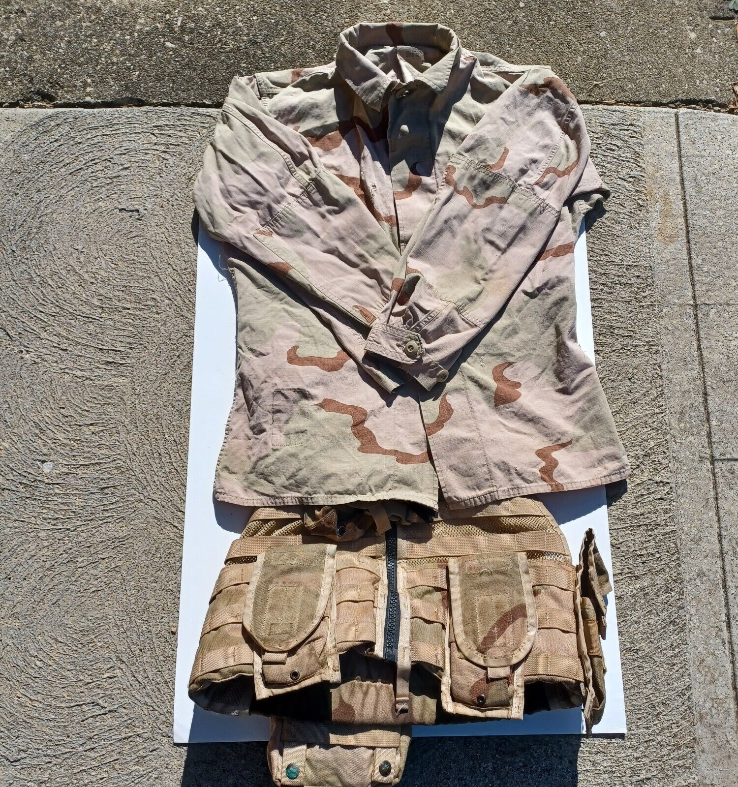 Vintage US Army Vest And Shirt Camouflage Pattern Dessert Size Sm-Med.