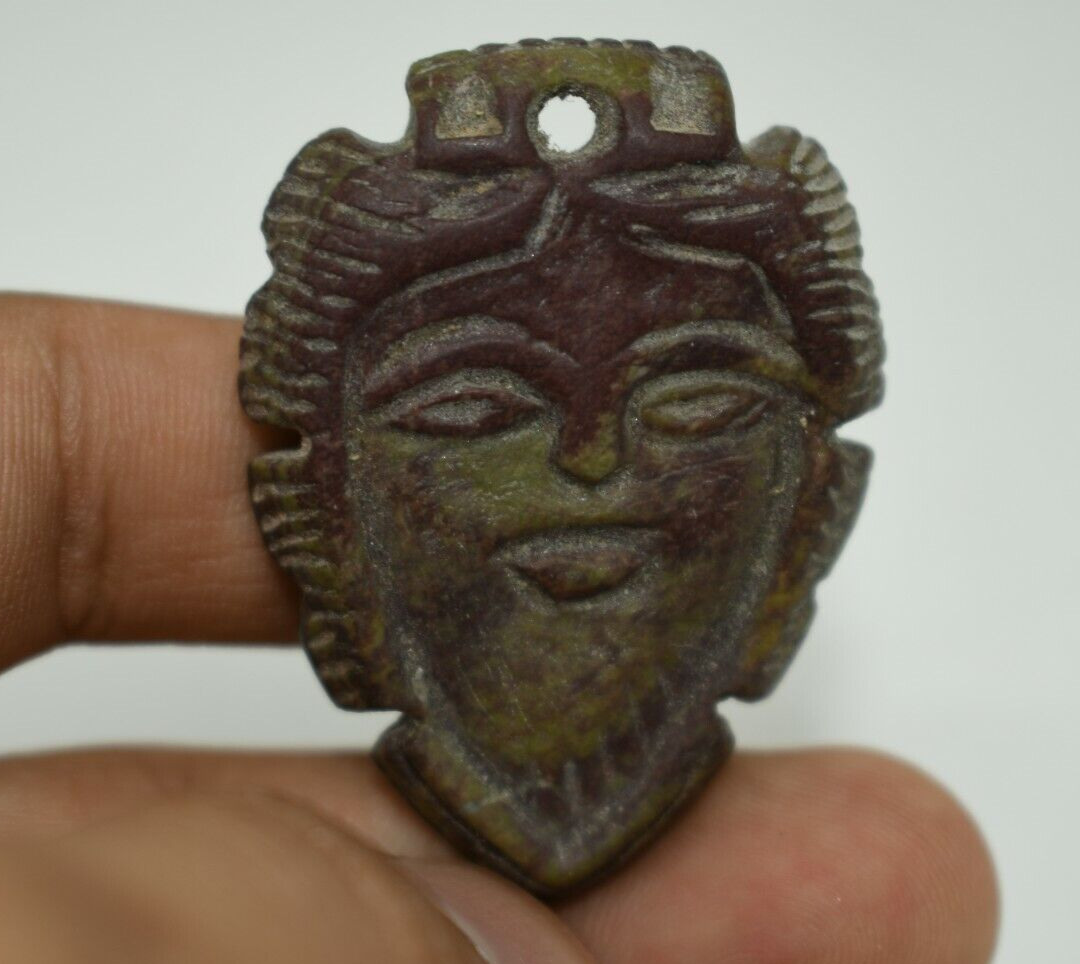 Ancient Central Asian Bactrian Jasper Stone Pendant Depicting an Face