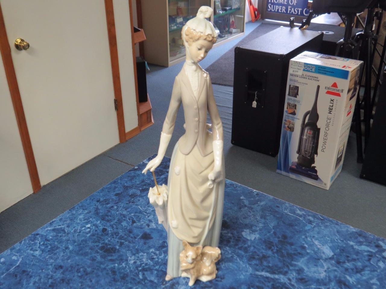 Lladro “Lady with Dog & Umbrella” (#4761 - Retired) Figurine 14” – Nice
