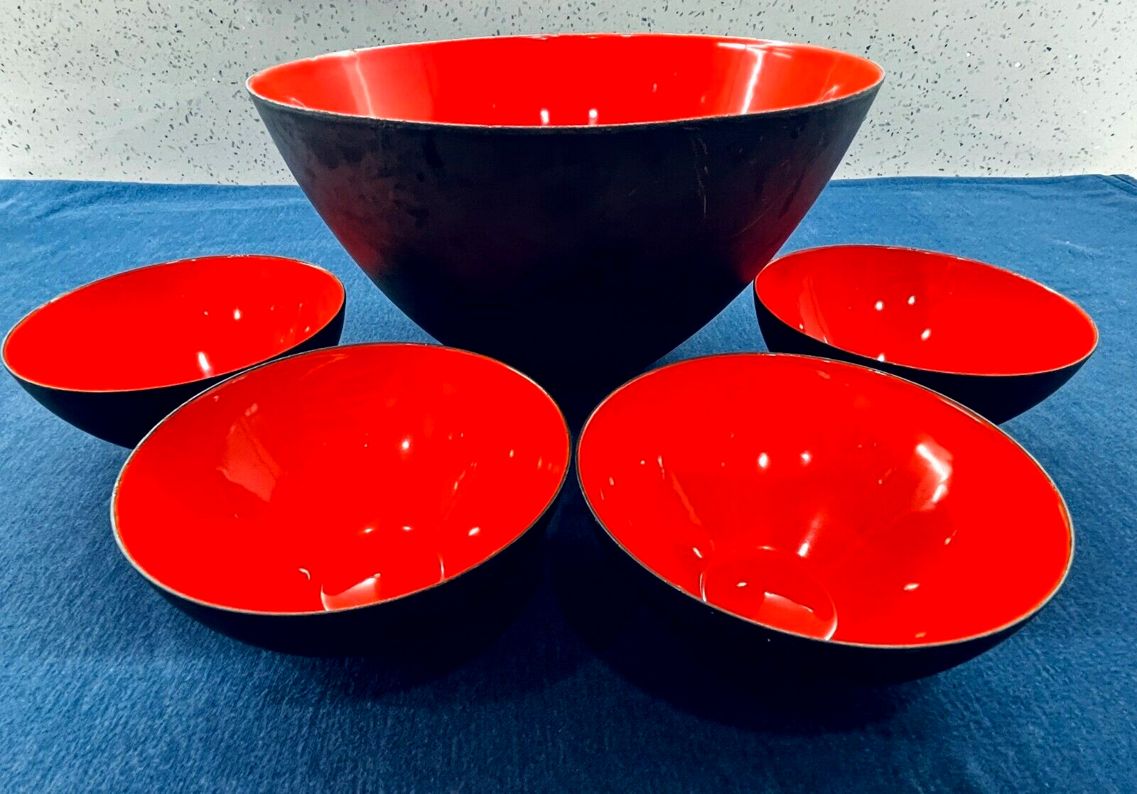 Set of 5 Vintage Krenit Denmark Herbert Krenchel Danish Enamel Red/Black Bowls