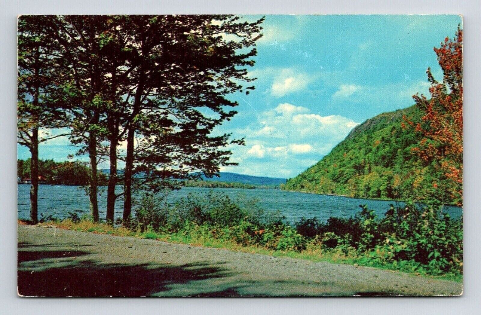 Camden Maine Lake Megunticook Bathing Beach Scenic Chrome UNP Postcard